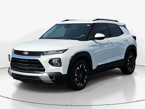 Used 2021 Chevrolet TrailBlazer LT w/ Driver Confidence Package FWD image 11