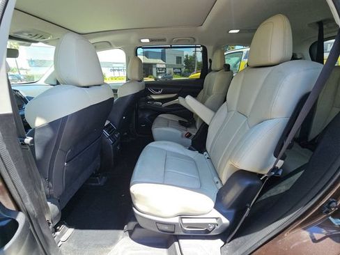 Used 2019 Subaru Ascent Limited AWD/4WD image 8