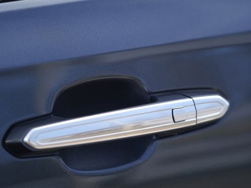 Used 2022 Cadillac CT4 Premium Luxury image 37