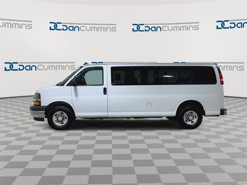 Used 2018 Chevrolet Express 3500 LT w/ LT Preferred Equipment Group image 5