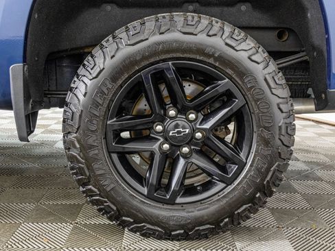 Used 2019 Chevrolet Silverado 1500 Custom Trail Boss w/ Custom Convenience Package AWD/4WD image 49