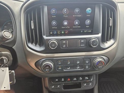 Used 2019 Chevrolet Colorado Z71 AWD/4WD image 18