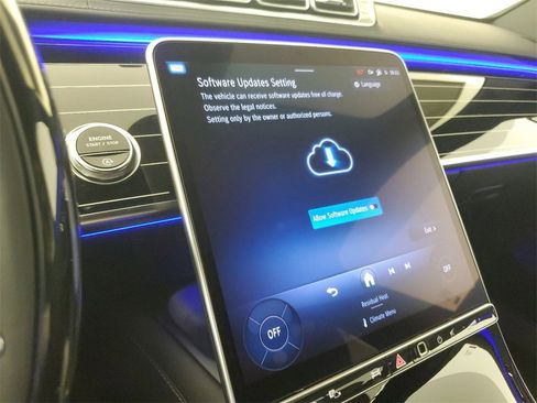 Used 2025 Mercedes-Benz S 580 4MATIC Sedan image 26
