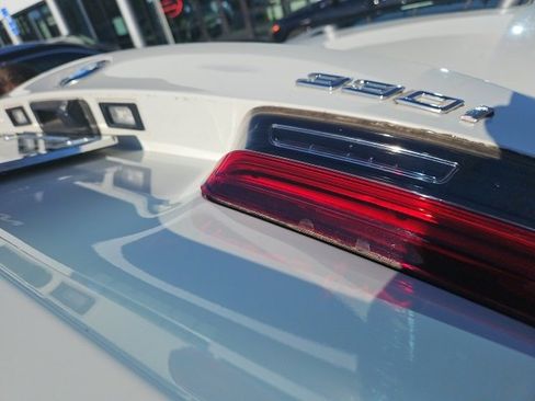 Used 2019 BMW 330i Sedan w/ Convenience Package image 9