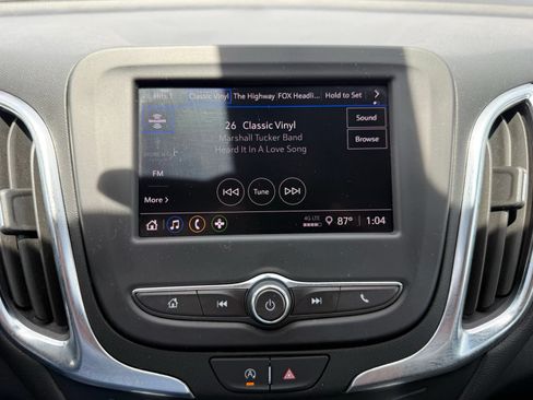 Used 2024 Chevrolet Equinox LT AWD/4WD image 22
