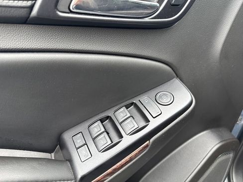 Used 2015 GMC Yukon SLE w/ Convenience Package AWD/4WD image 8