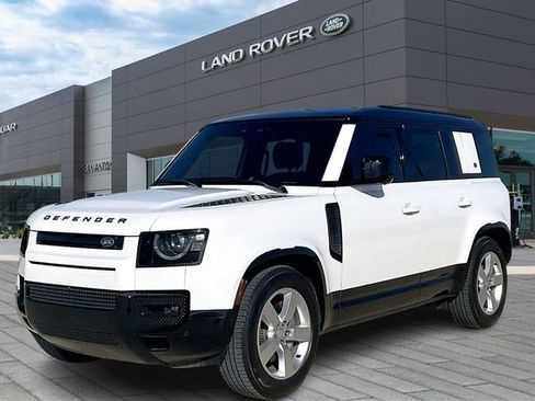 Used 2024 Land Rover Defender 110 X-Dynamic SE image 1