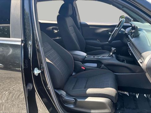 Used 2024 Honda HR-V Sport image 9
