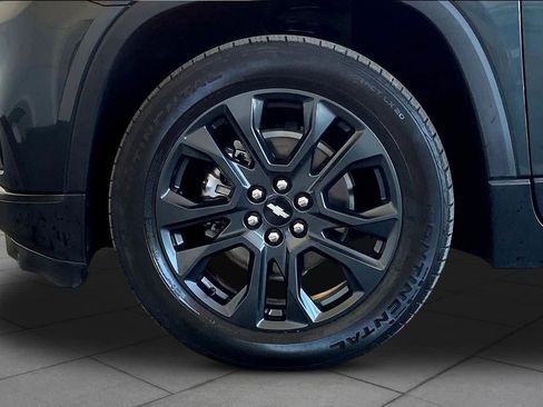 Used 2021 Chevrolet Traverse RS image 11