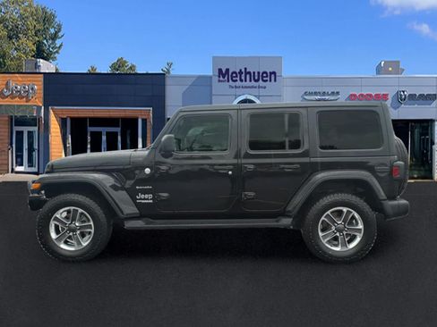 Used 2020 Jeep Wrangler Unlimited Sahara AWD/4WD image 8