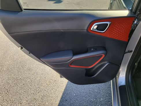Used 2023 Kia Soul GT-Line w/ GT-Line Technology Package FWD image 12