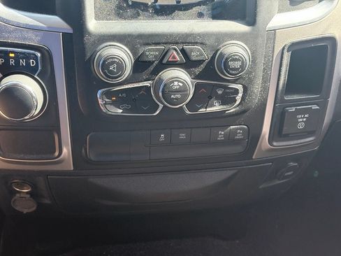 Used 2019 RAM 1500 Big Horn RWD image 11