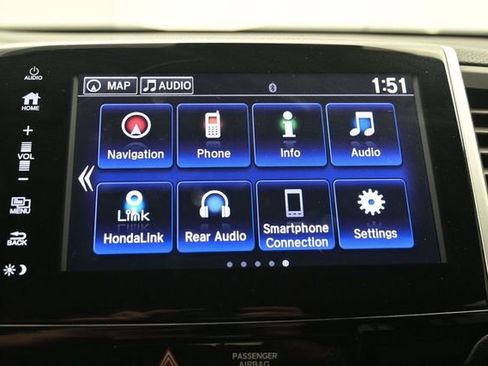 Used 2018 Honda Pilot Touring image 18