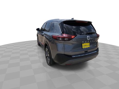 Used 2021 Nissan Rogue SV w/ Premium Package FWD image 7