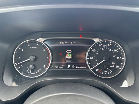 Used 2024 Nissan Rogue SV image 10