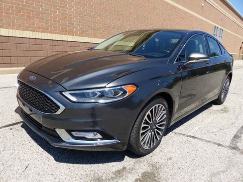 Used 2017 Ford Fusion SE AWD/4WD image 5