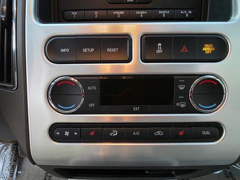 Used 2010 Ford Edge Limited image 38