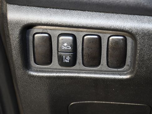 Used 2025 Mitsubishi Outlander Sport ES AWD/4WD image 33