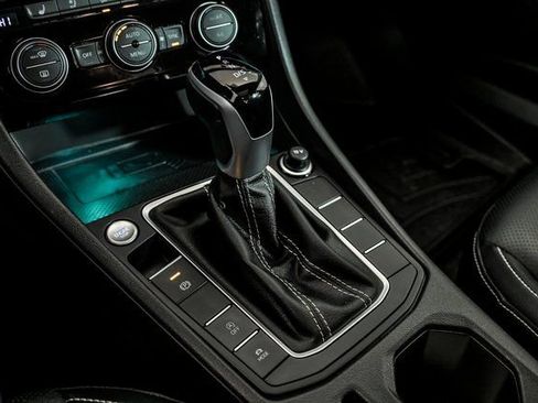 Certified 2024 Volkswagen Jetta SEL image 22