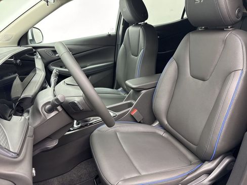 New 2026 Buick Encore GX Sport Touring FWD image 8