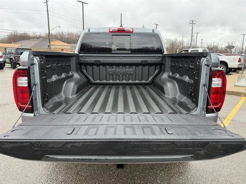 New 2026 GMC Canyon Elevation w/ Convenience Package image 27