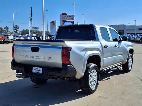 Certified 2025 Toyota Tacoma SR image 6