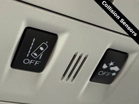 Used 2017 Subaru Forester 2.5i Premium image 23