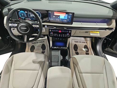 New 2026 Hyundai Tucson Limited image 9