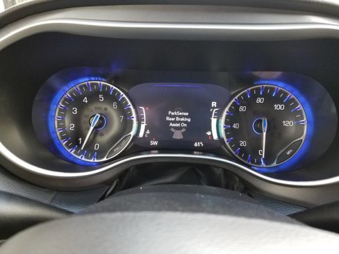 Used 2025 Chrysler Voyager LX FWD image 32