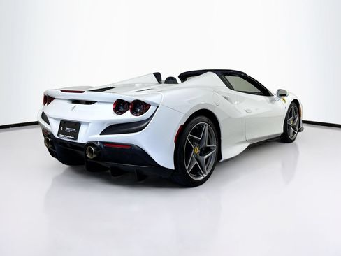 Certified 2022 Ferrari F8 Tributo RWD image 7