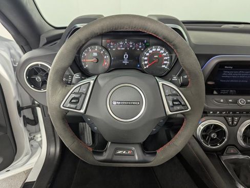 Used 2022 Chevrolet Camaro ZL1 image 19