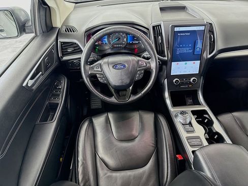 Used 2022 Ford Edge Titanium image 21