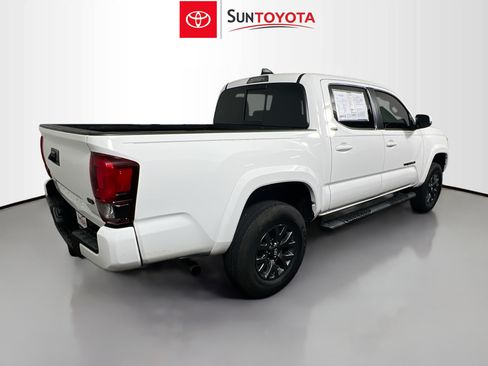 Used 2023 Toyota Tacoma SR5 w/ Technology Package AWD/4WD image 4
