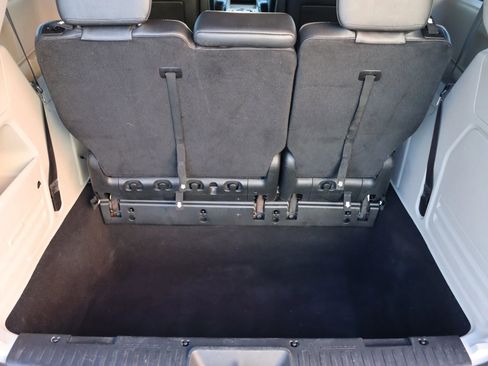 Used 2017 Dodge Grand Caravan SXT image 16