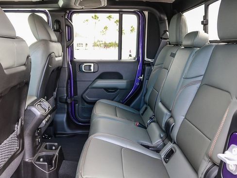 New 2026 Jeep Gladiator Mojave image 19