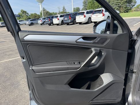 Used 2024 Volkswagen Tiguan S AWD/4WD image 7