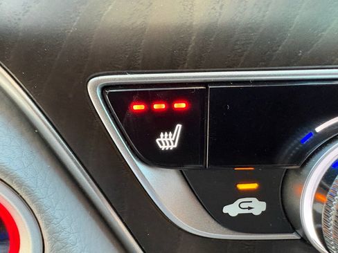 Certified 2019 Honda Accord EX image 21