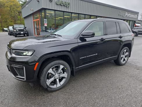 New 2026 Jeep Grand Cherokee Limited AWD/4WD image 8