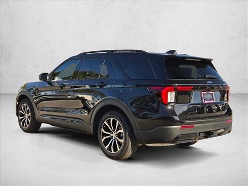 New 2026 Ford Explorer ST-Line w/ Premium Package image 7