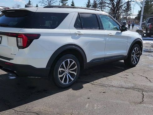 New 2025 Ford Explorer ST-Line image 6