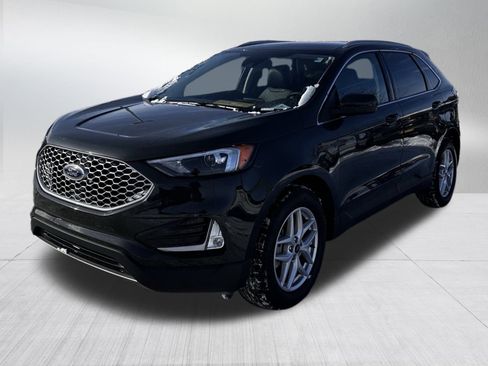Certified 2024 Ford Edge SEL w/ Convenience Package image 3