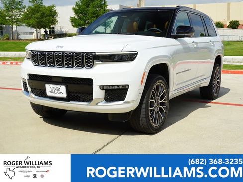 Used 2025 Jeep Grand Cherokee L Summit AWD/4WD image 1