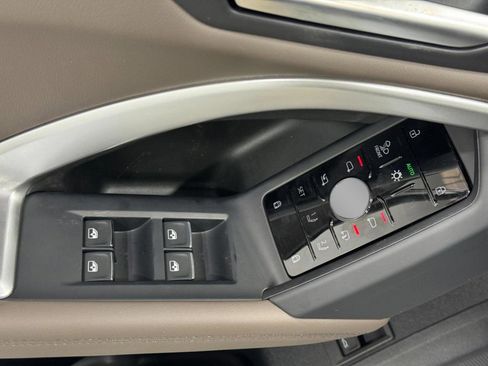 New 2025 Audi Q5 Premium Plus image 25