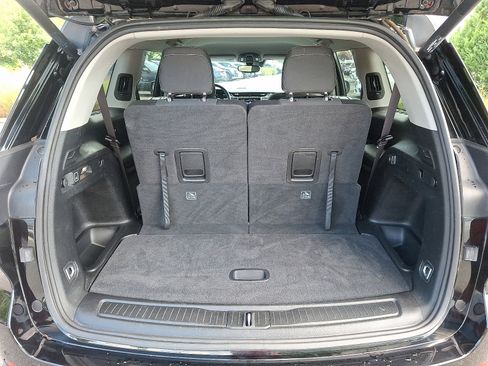 Used 2022 Jeep Grand Cherokee L Laredo w/ Luxury Tech Group I image 27