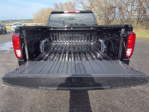 New 2026 GMC Sierra 1500 SLE AWD/4WD image 32