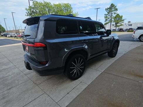 Used 2025 Lexus GX 550 w/ Accessory Package (2T) AWD/4WD image 5