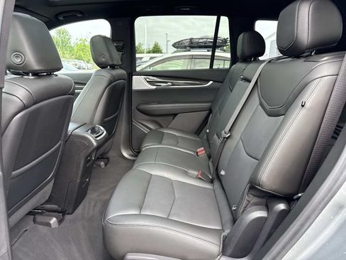 Used 2023 Cadillac XT6 Sport AWD/4WD image 10