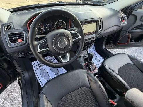 Used 2018 Jeep Compass Trailhawk w/ Navigation Group AWD/4WD image 26