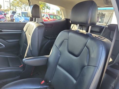 Used 2021 Kia Telluride S image 10