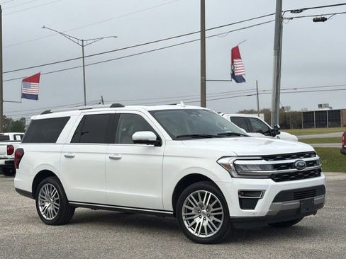 Used 2024 Ford Expedition Max Limited AWD/4WD image 3